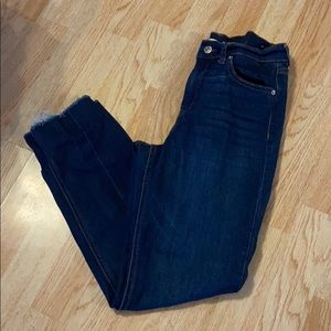 Straight Leg Cropped Jeans